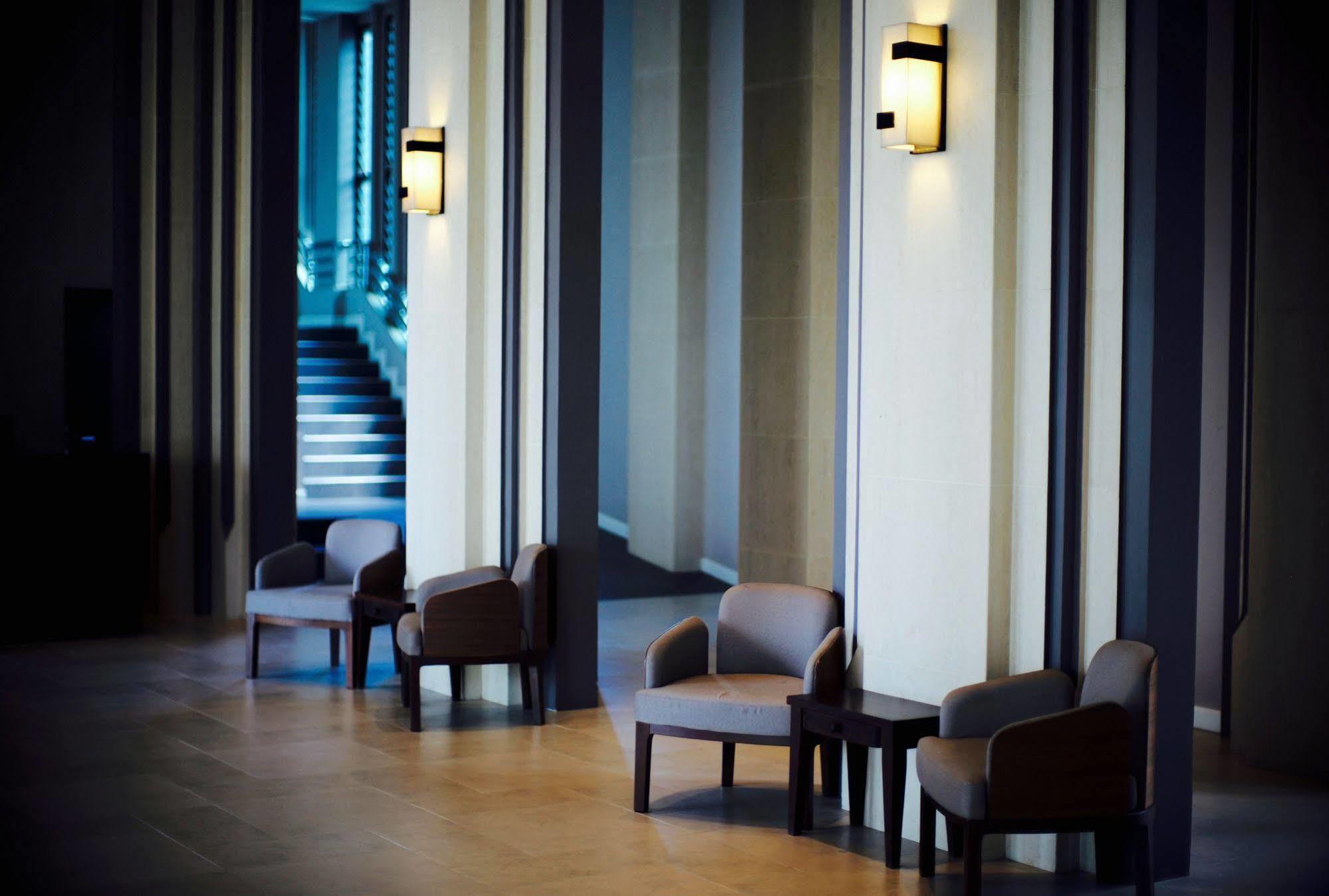 J. Park Hotel Chonburi Bagian luar foto